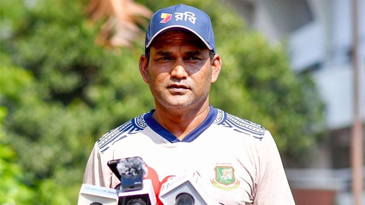 জাতীয় দলের সহকারী কোচের দায়িত্ব ছাড়ছেন সালাহউদ্দিন