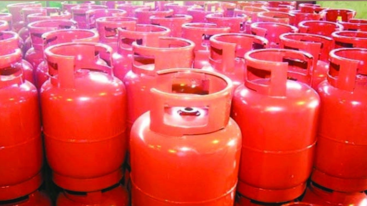 এলপি গ্যাসের দাম নির্ধারণ কবে, জানাল কমিশন