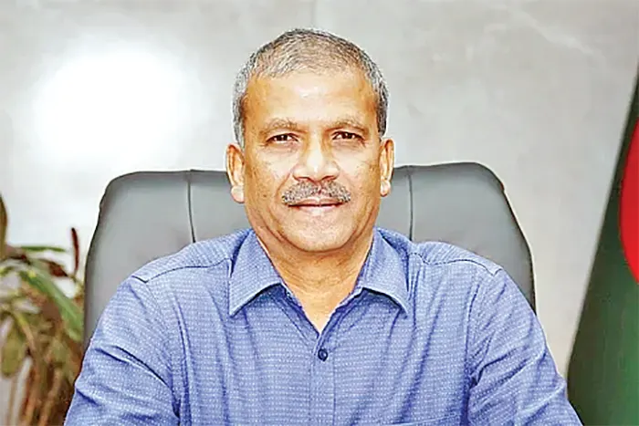 তারেক রহমানের দেশে আসায় আইনগত বাধা নেই: আইন উপদেষ্টা