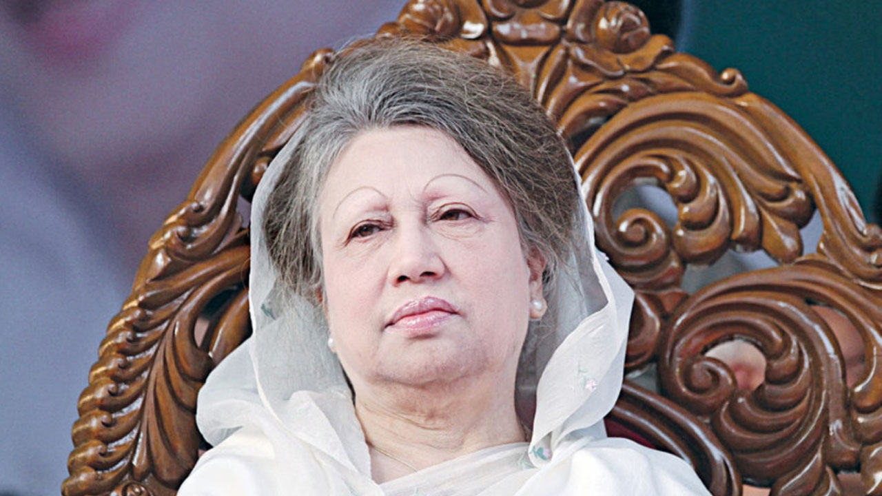 খালেদা জিয়াকে ভিভিআইপি ‍ব‍্যক্তি ঘোষণার সিদ্ধান্ত সরকারের